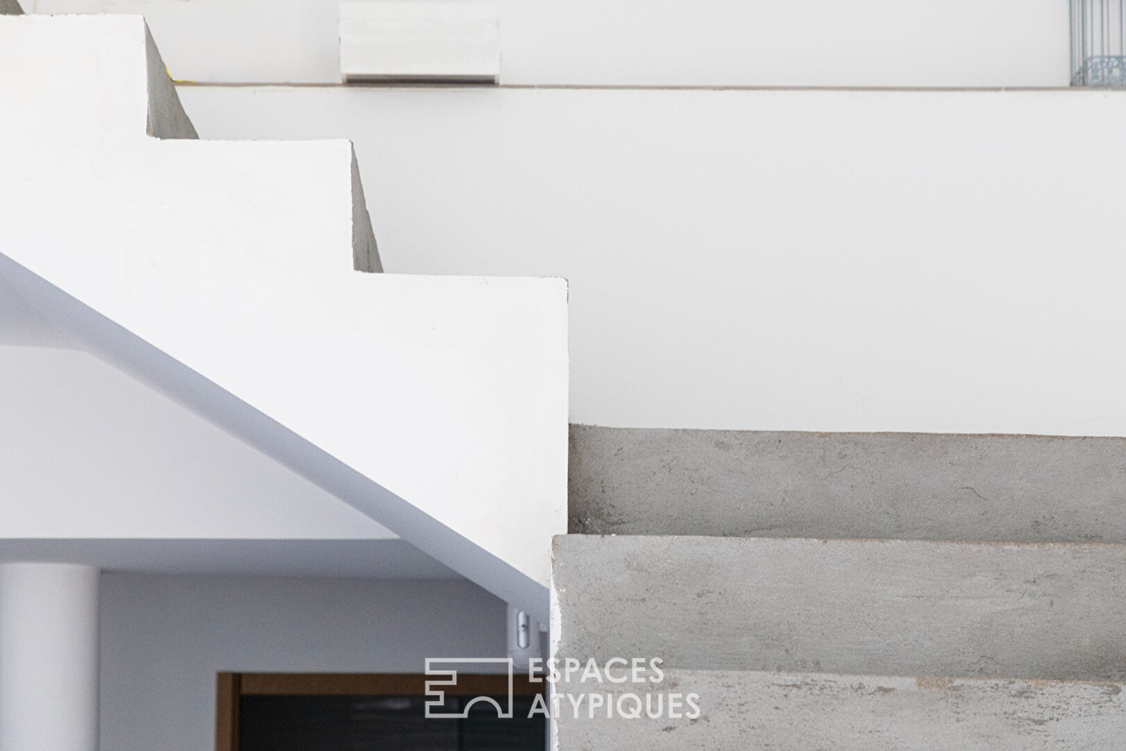 Loft démesuré dans ancienne grange