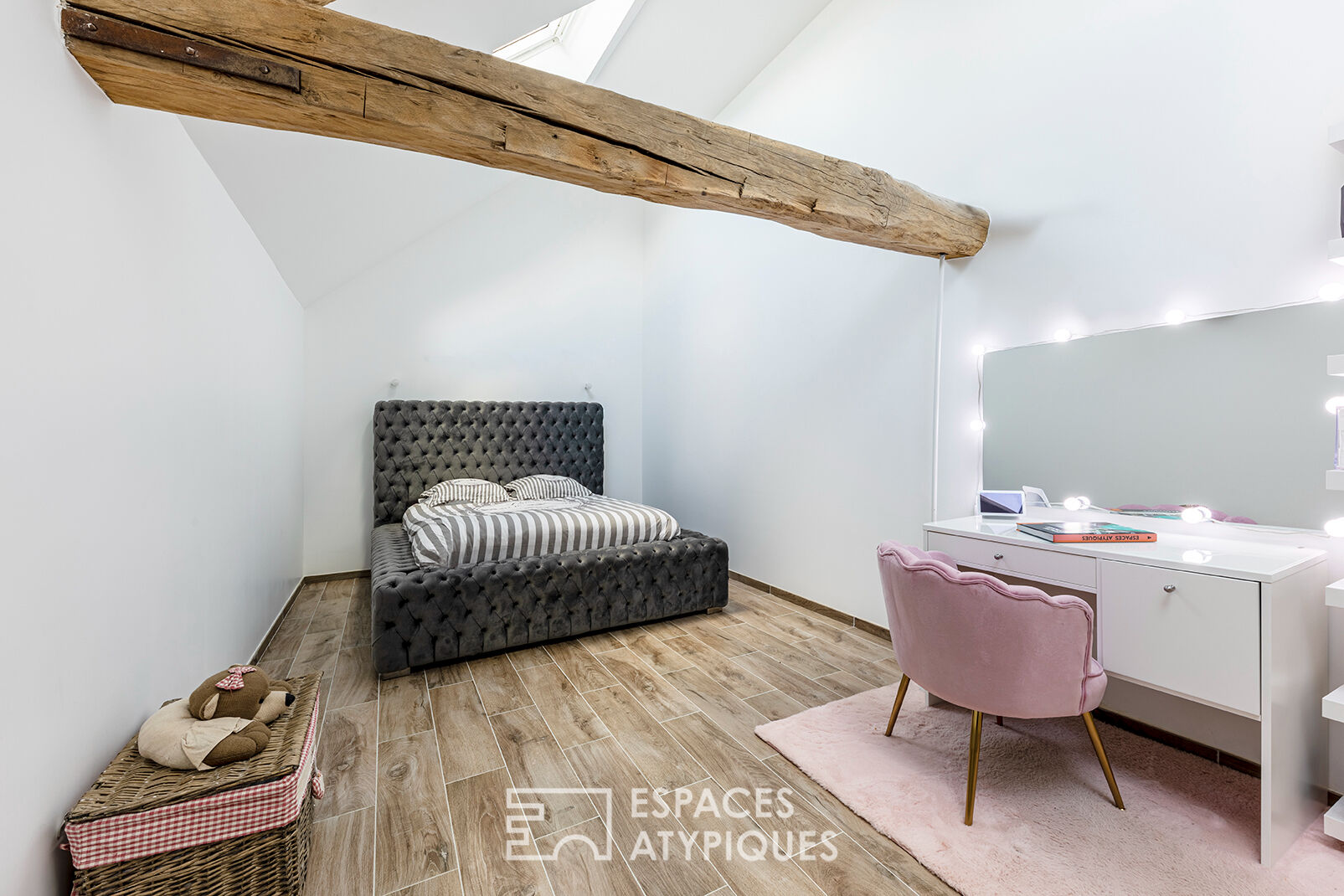 Loft démesuré dans ancienne grange