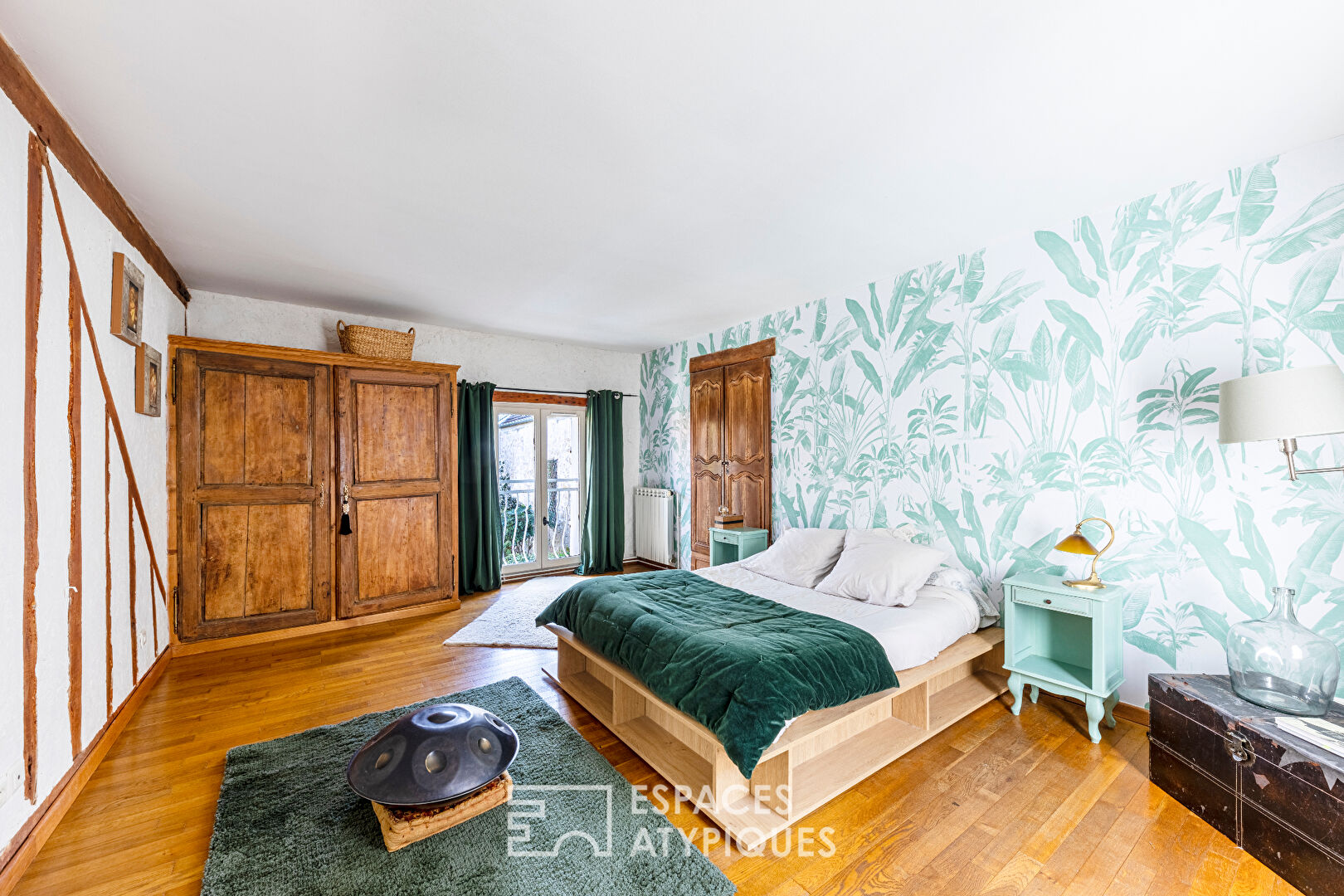 La closerie – Son atelier d’artiste et son duplex indépendant.