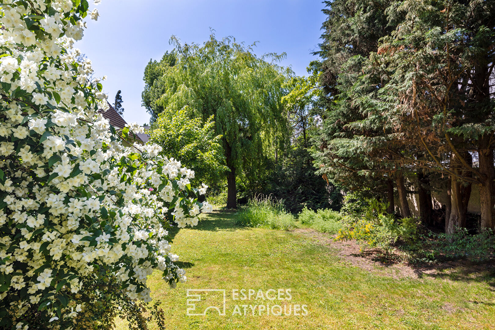 Un luxe de verdure – Belle Meulière  Familiale