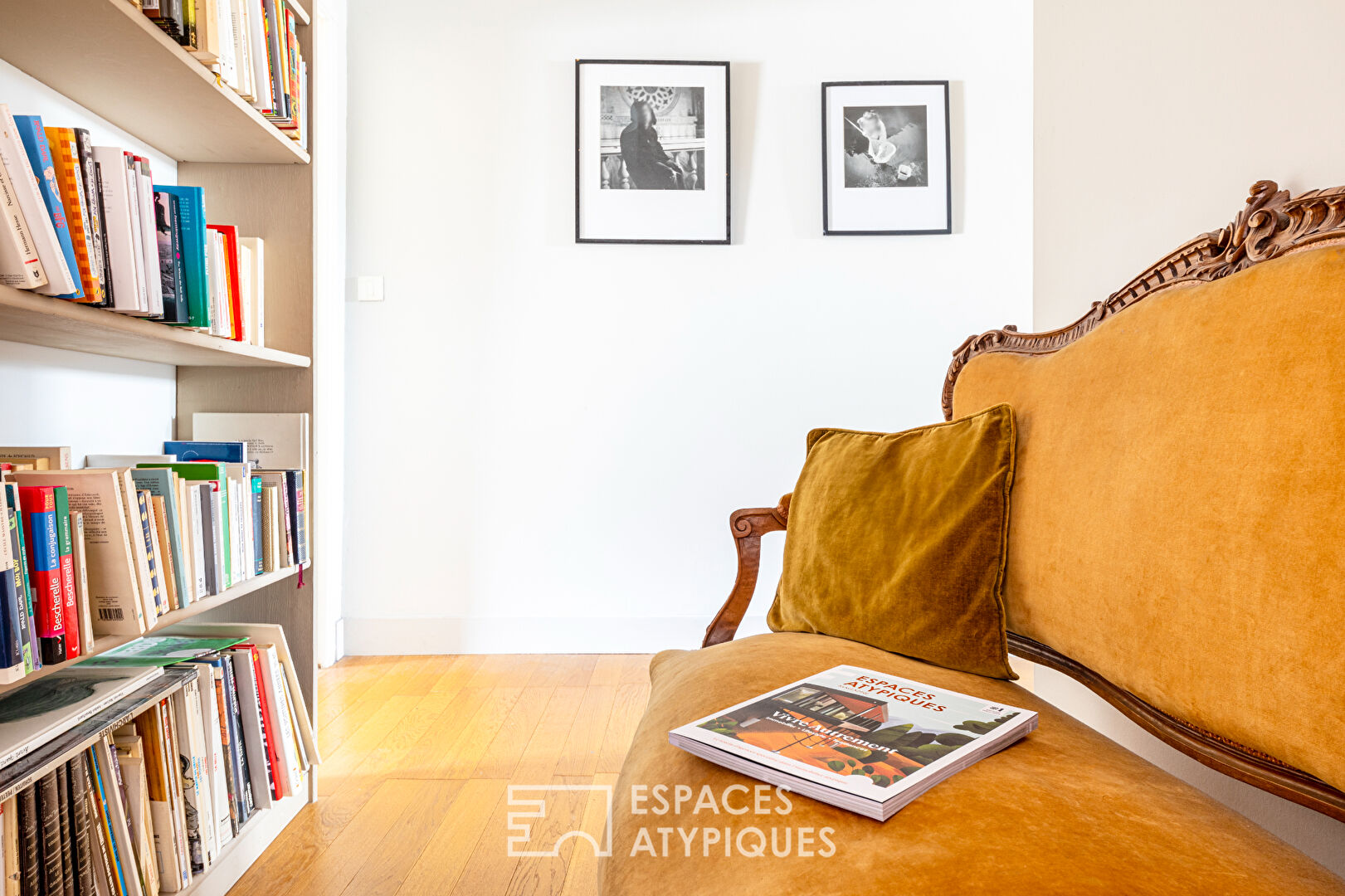 House-like duplex in the historic center of Pontoise