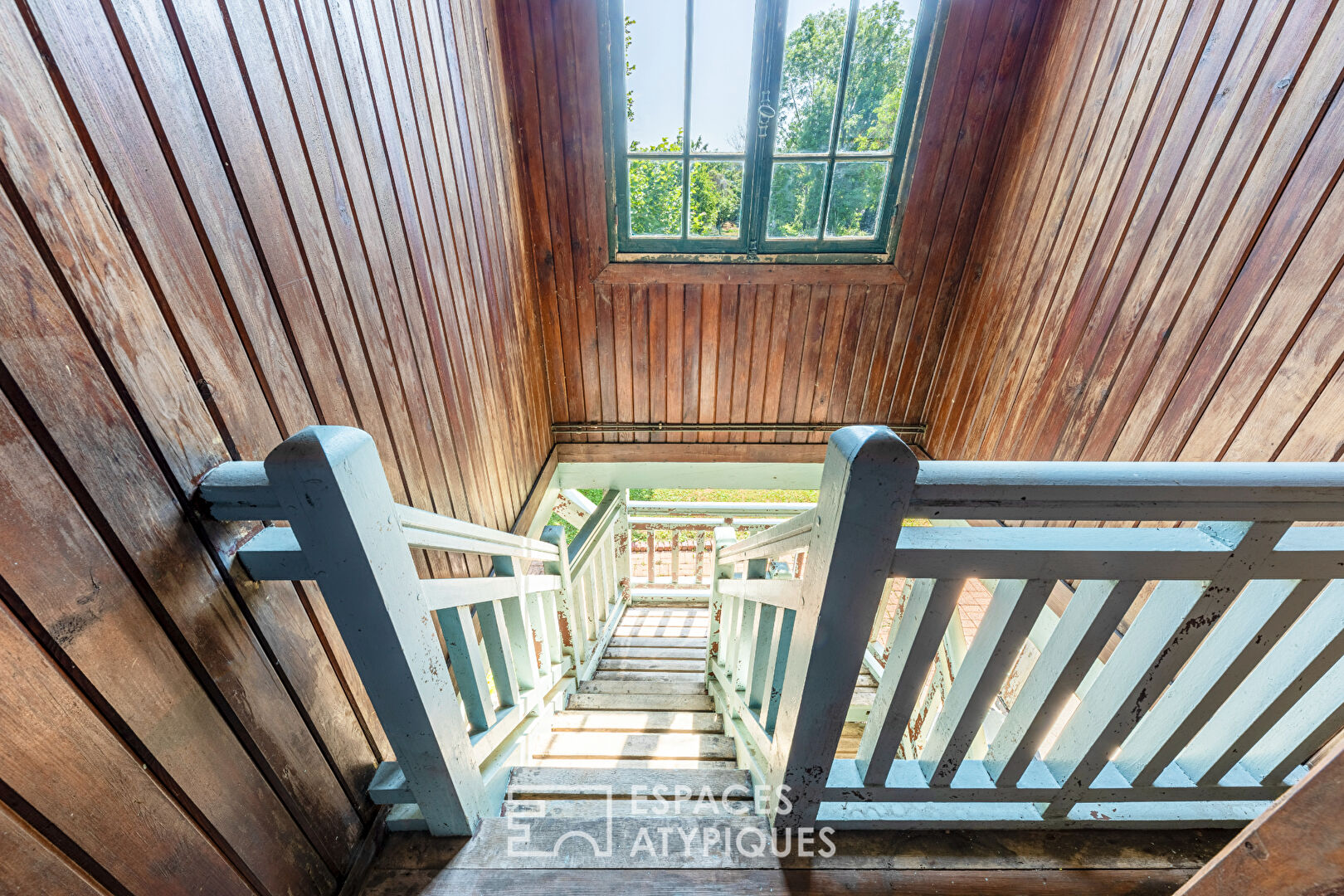 An air of Louisiana – House on stilts on the banks of the Oise – Eragny village