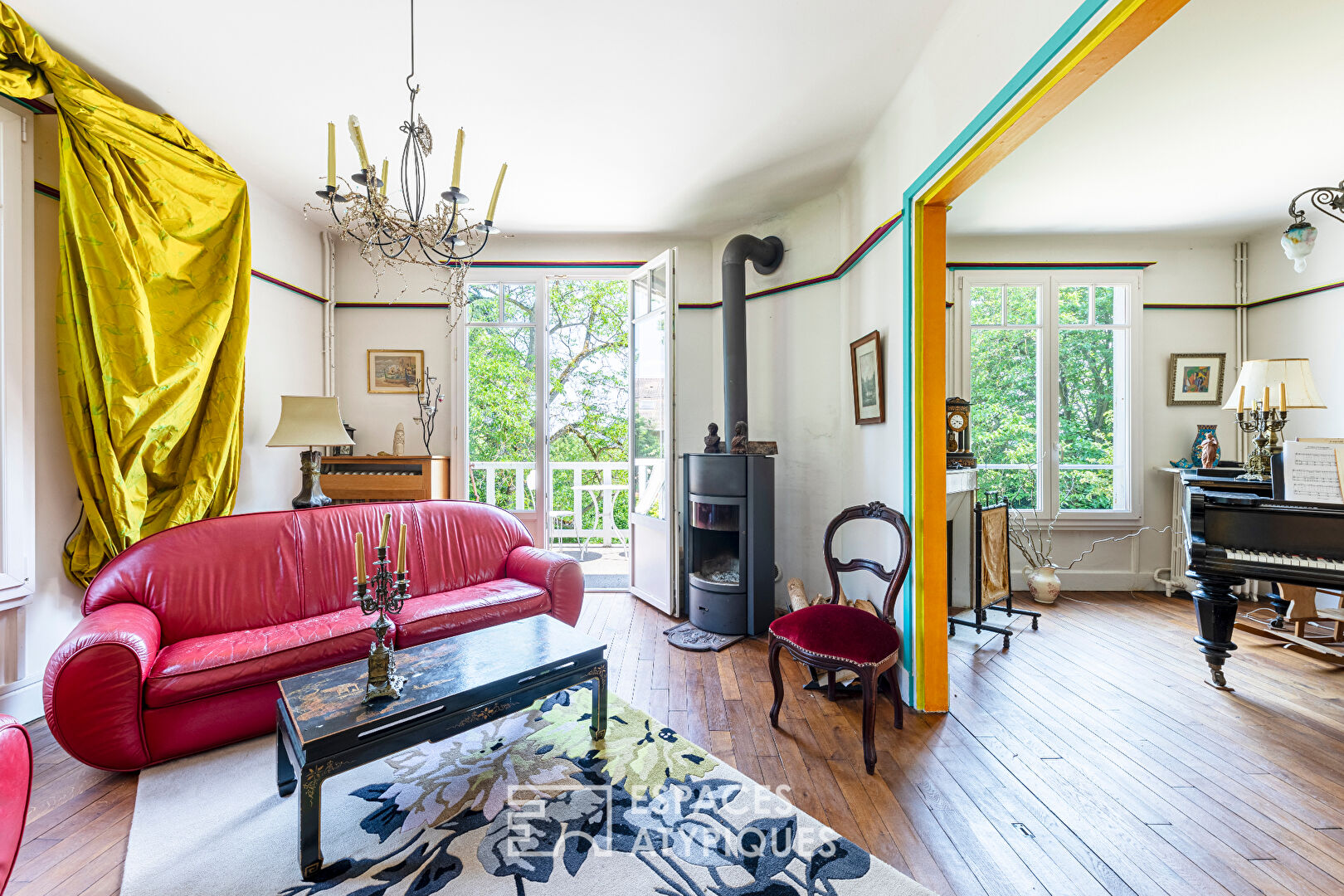 La maison de l ‘Artiste – Villa début XXeme avec vue et vaste jardin champêtre.