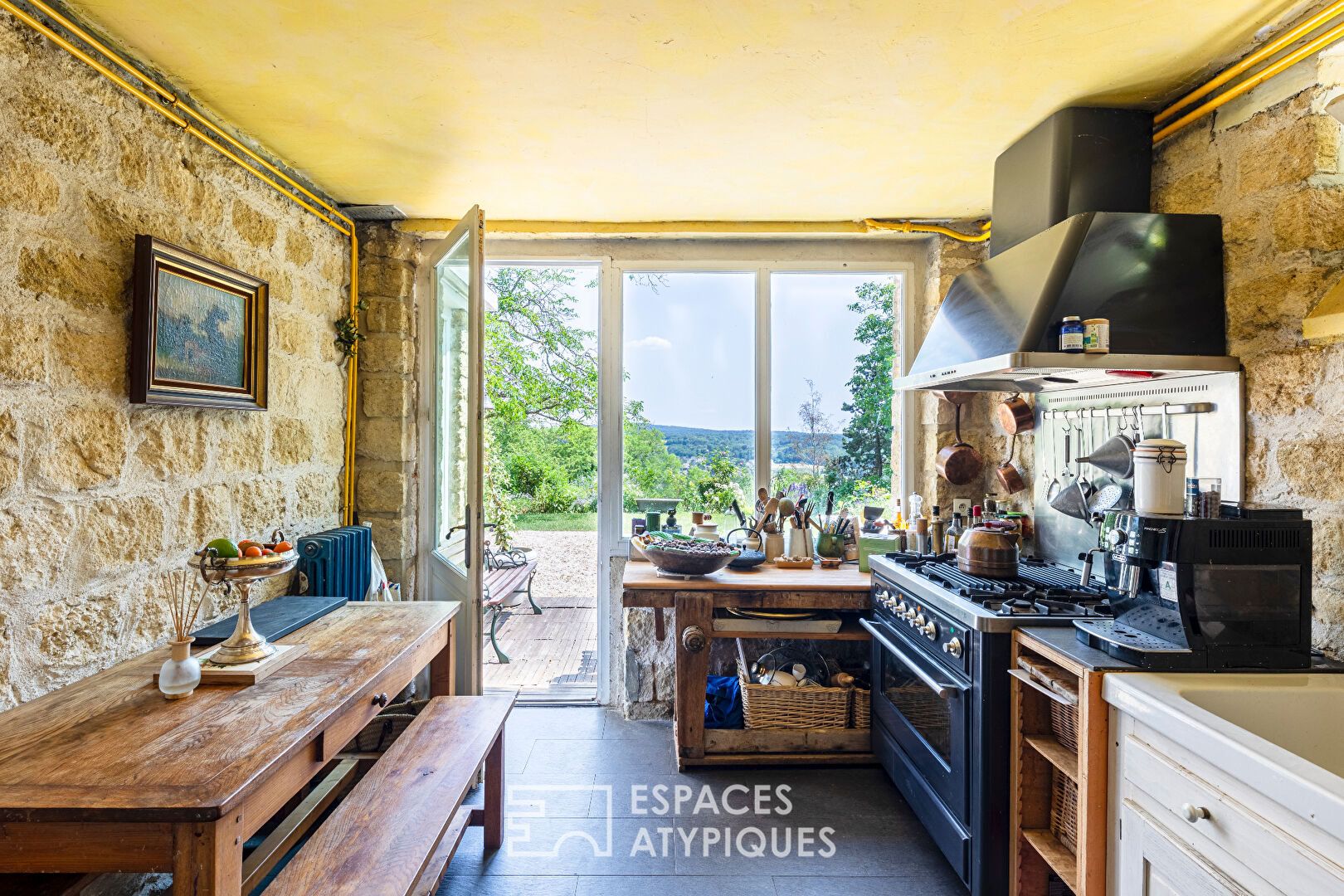 La maison de l ‘Artiste – Villa début XXeme avec vue et vaste jardin champêtre.