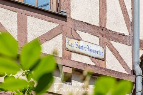 Amazing half-timbered house, in the historic heart of Pontoise