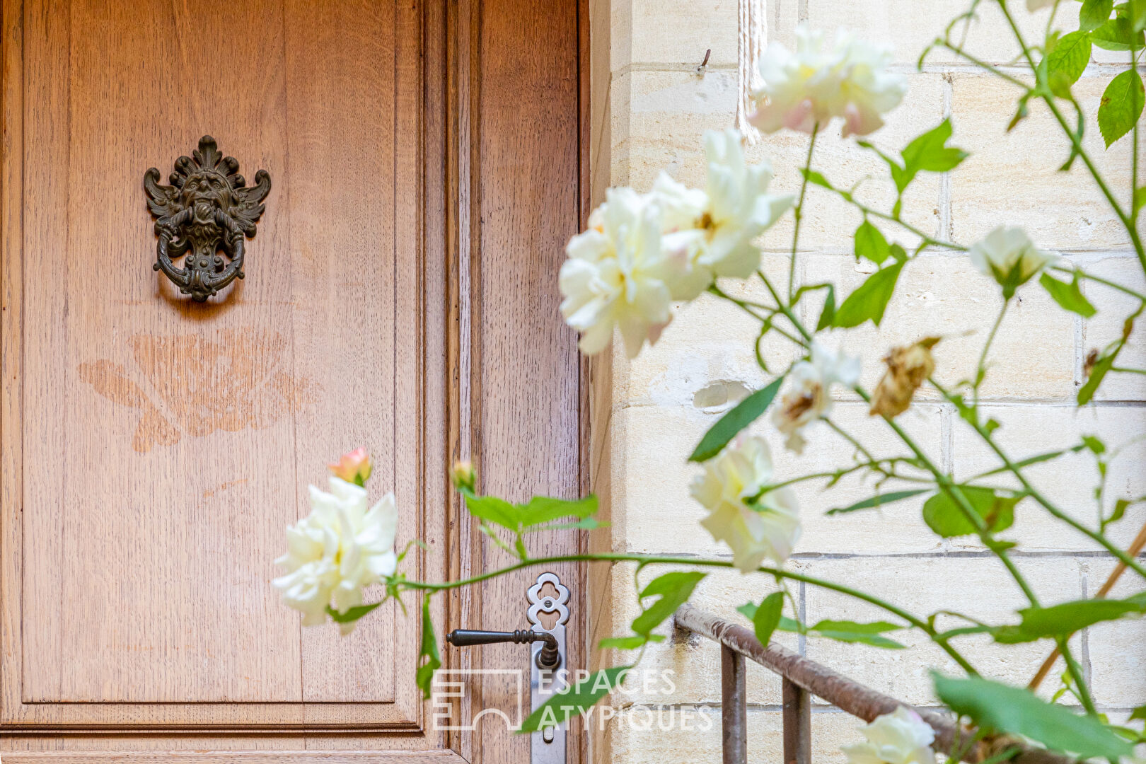 Amazing half-timbered house, in the historic heart of Pontoise