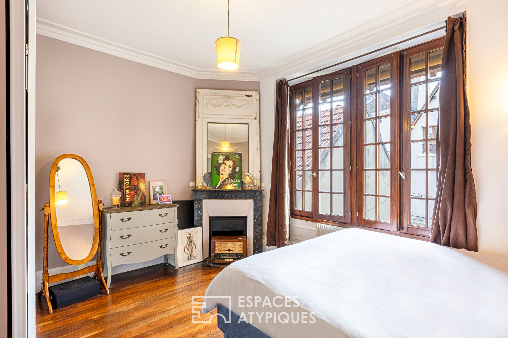 Amazing half-timbered house, in the historic heart of Pontoise