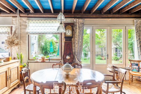 Bernardin de Saint Pierre lived there… Exceptional farmhouse in the village of Eragny sur Oise