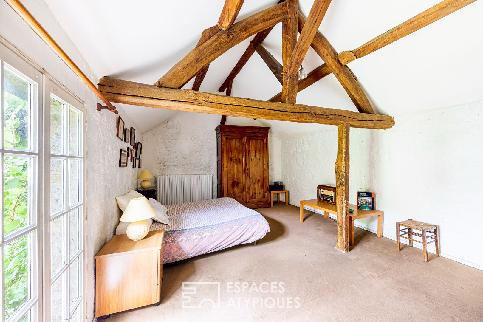 Bernardin de Saint Pierre lived there… Exceptional farmhouse in the village of Eragny sur Oise