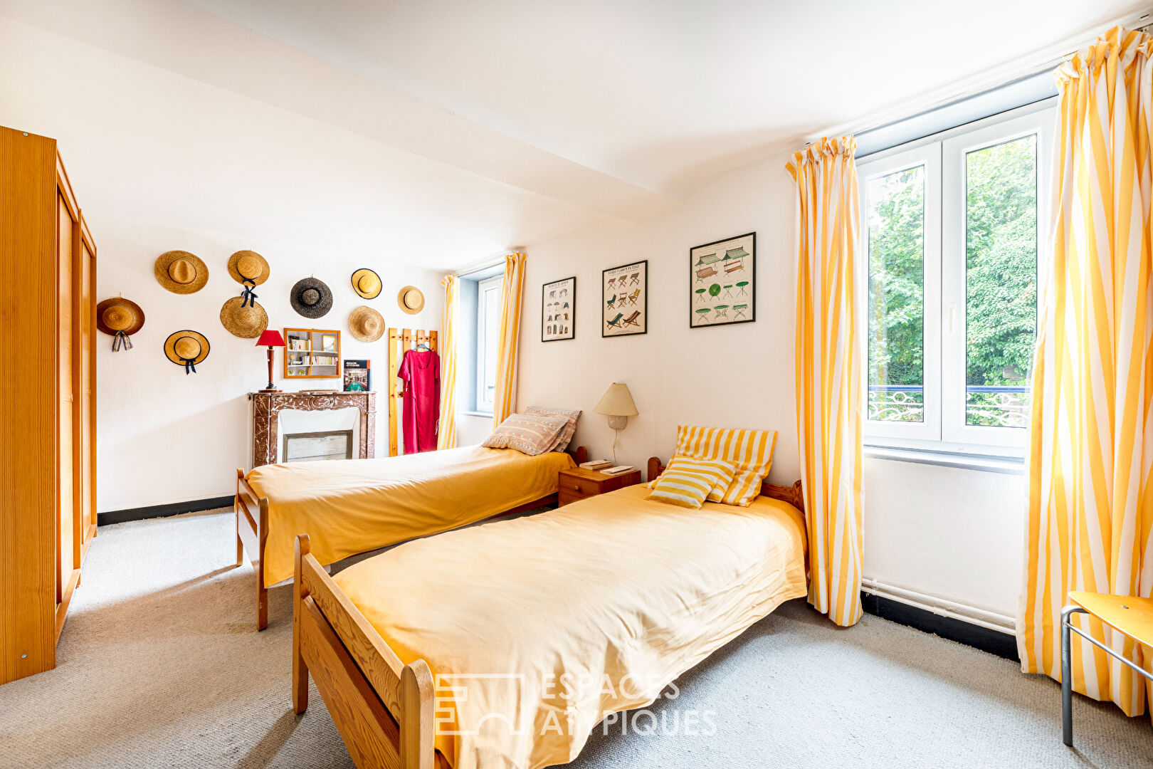 Bernardin de Saint Pierre lived there… Exceptional farmhouse in the village of Eragny sur Oise