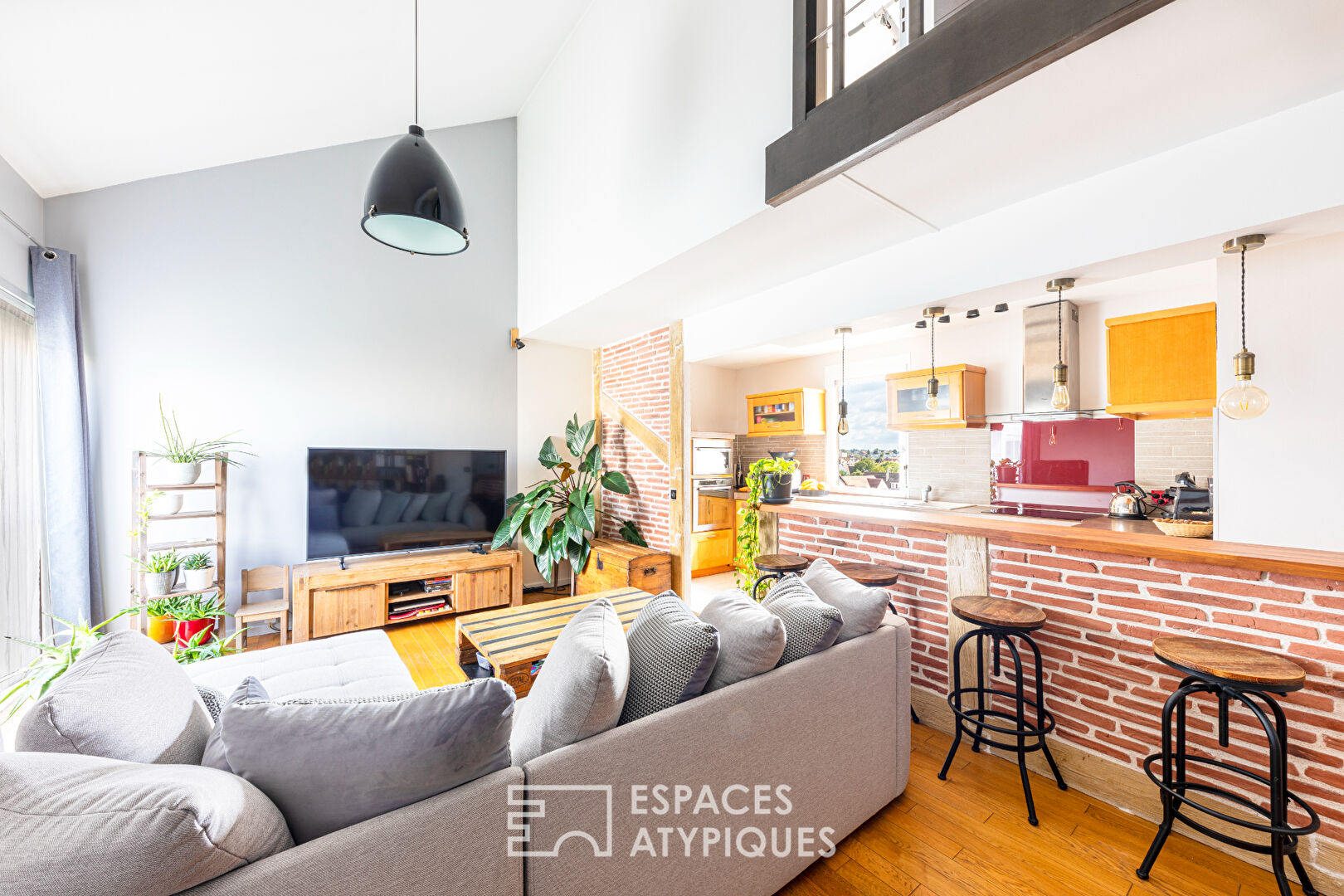 Duplex dernier étage – Esprit Loft