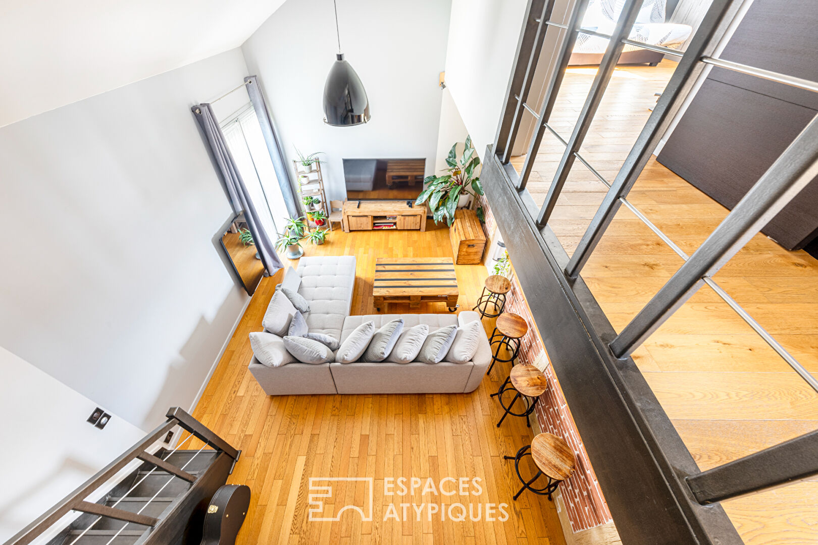 Duplex dernier étage – Esprit Loft