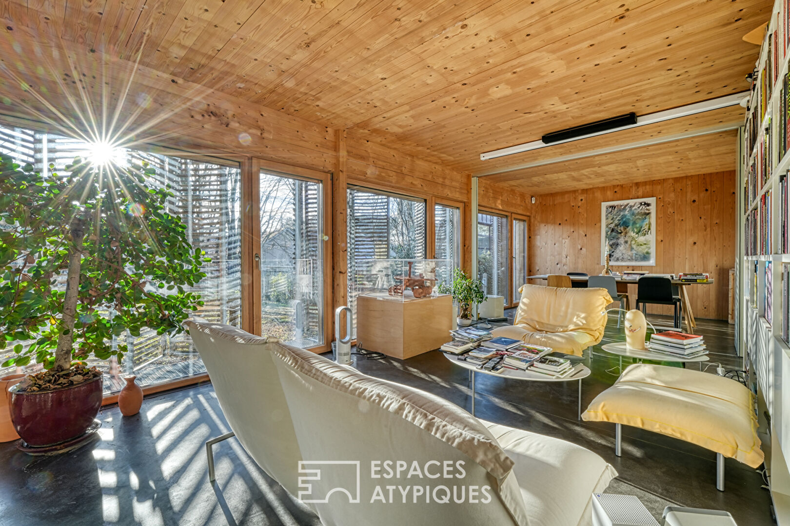 Une Icône Mondiale de L’Architecture écologique – Première Maison Passive d’architecte en France à 35 mn de Paris