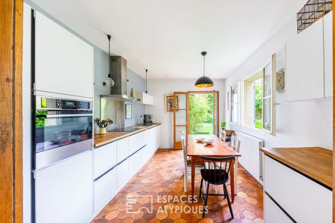 Warm family home in the heart of the village of Livilliers