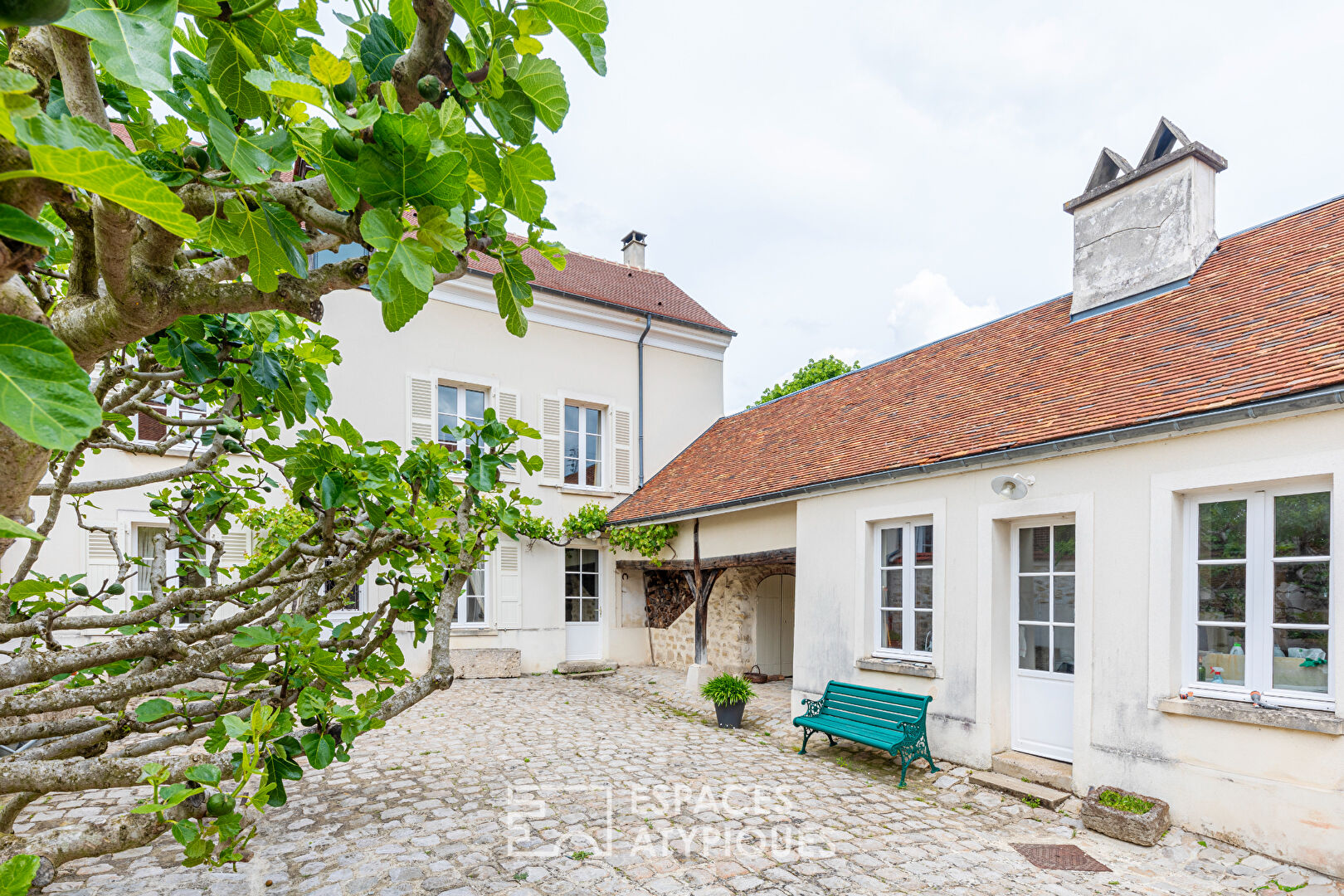 Corps de ferme à Bessancourt restauré en 2000