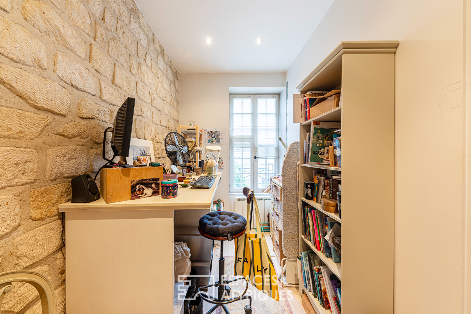 Maison d’artiste avec cour privative et potentiel d’aménagement à L’Isle-Adam