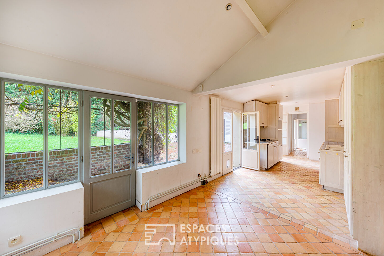 Maison de campagne aux charmes authentiques à Asnières sur Oise…