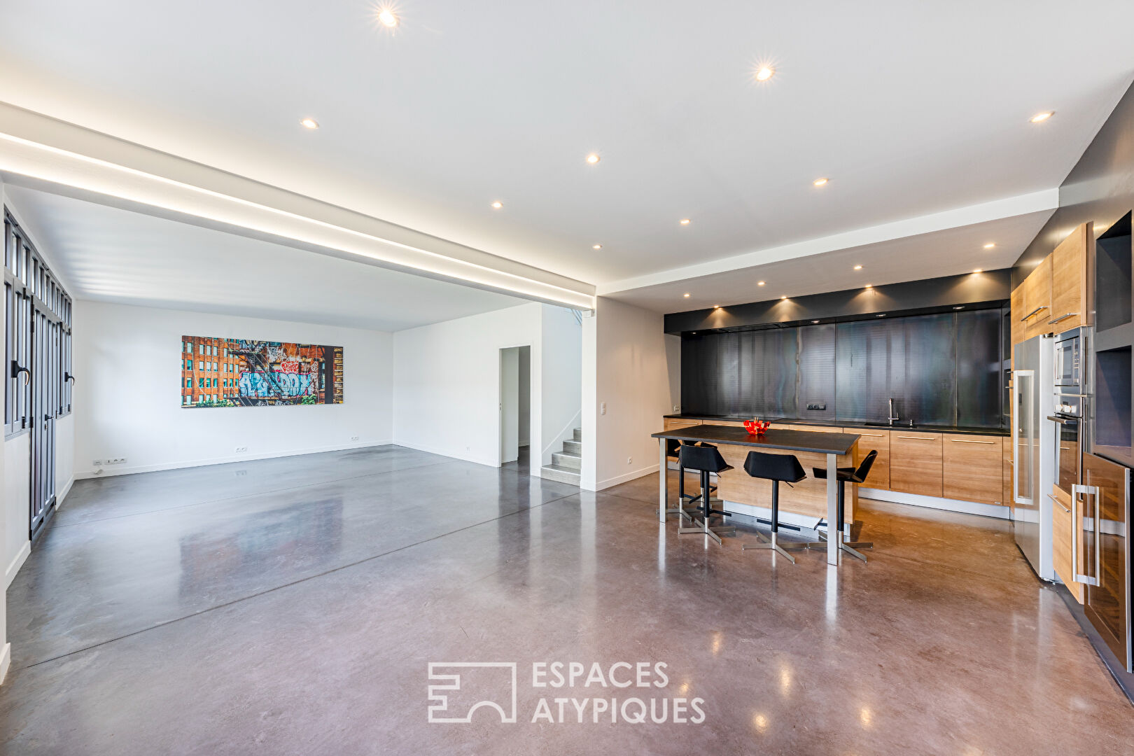 Industrial style loft a stone’s throw from Ermont-Eaubonne train station