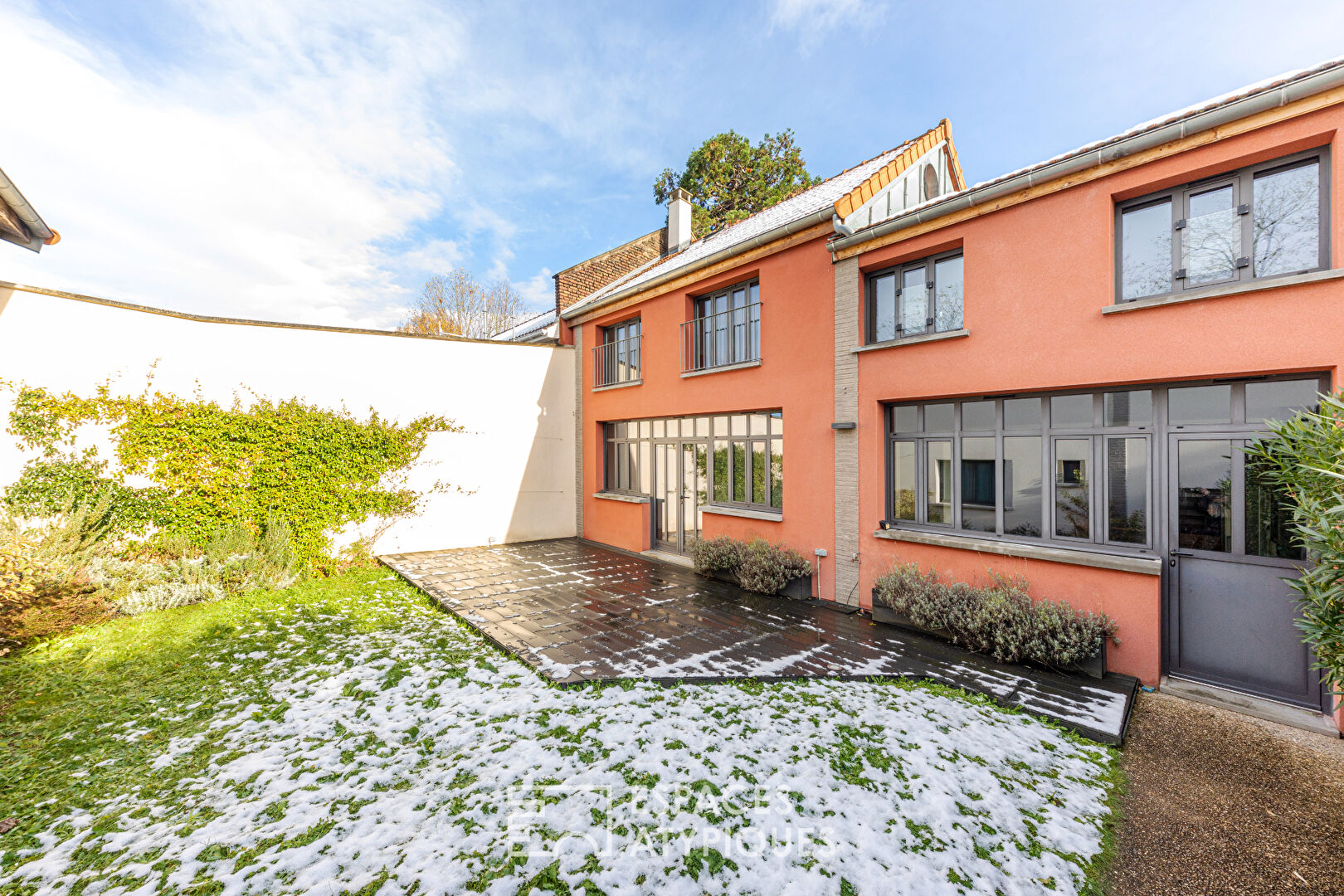 Industrial style loft a stone’s throw from Ermont-Eaubonne train station