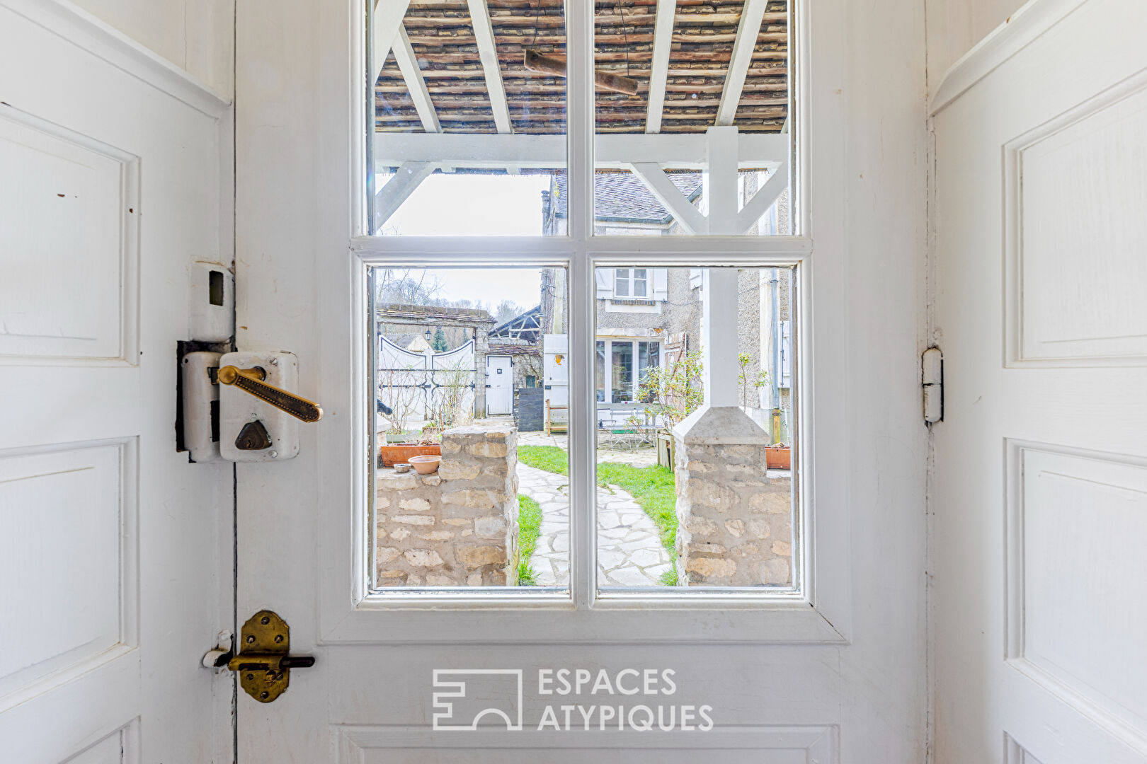 Three properties in a unique environment