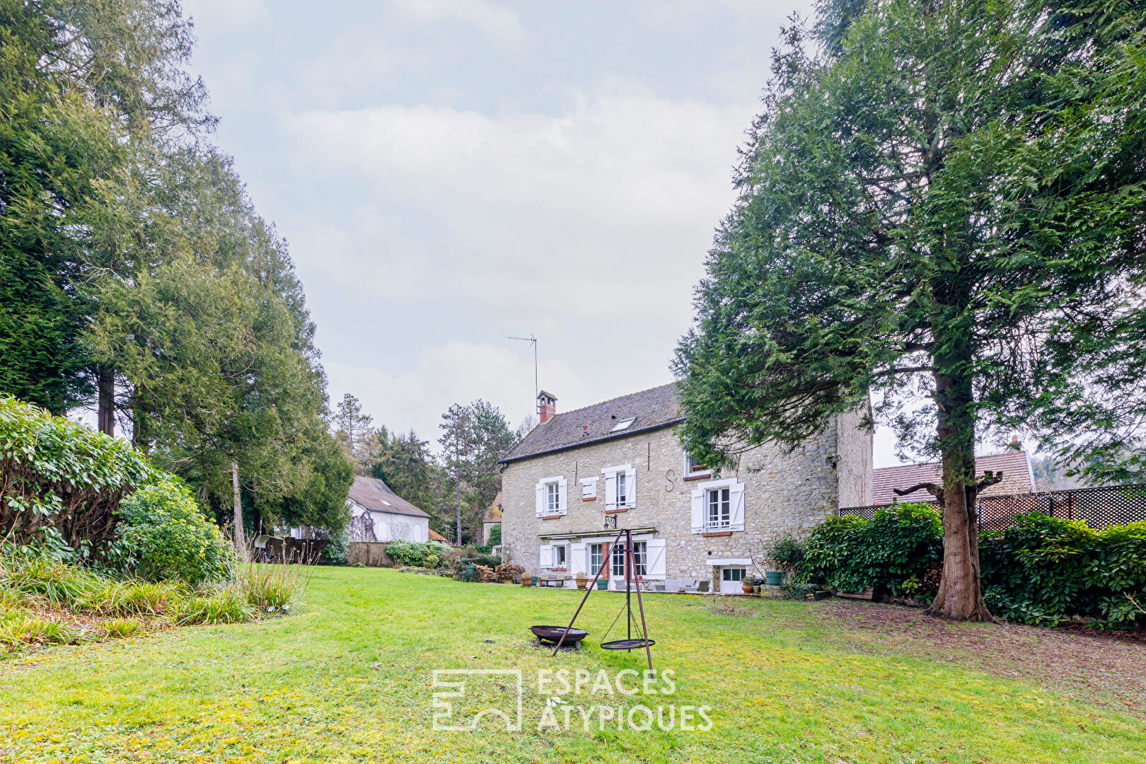 Three properties in a unique environment