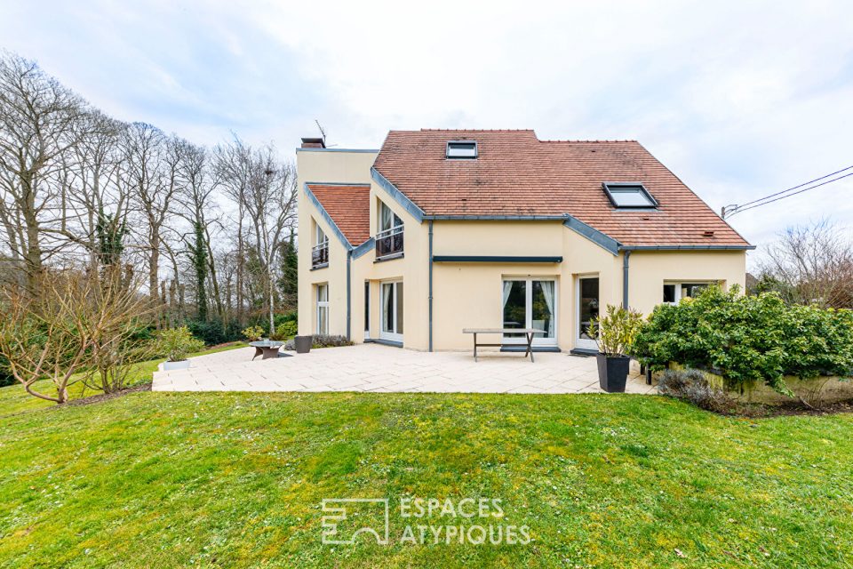Incroyable maison d'architecte au calme proche de Saint Leu la forêt