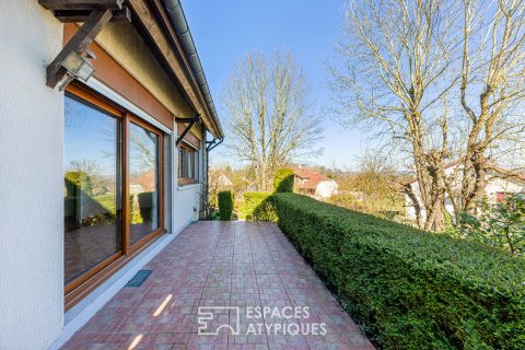 Maison esprit 70’s avec belle vue et beau potentiel à Domont