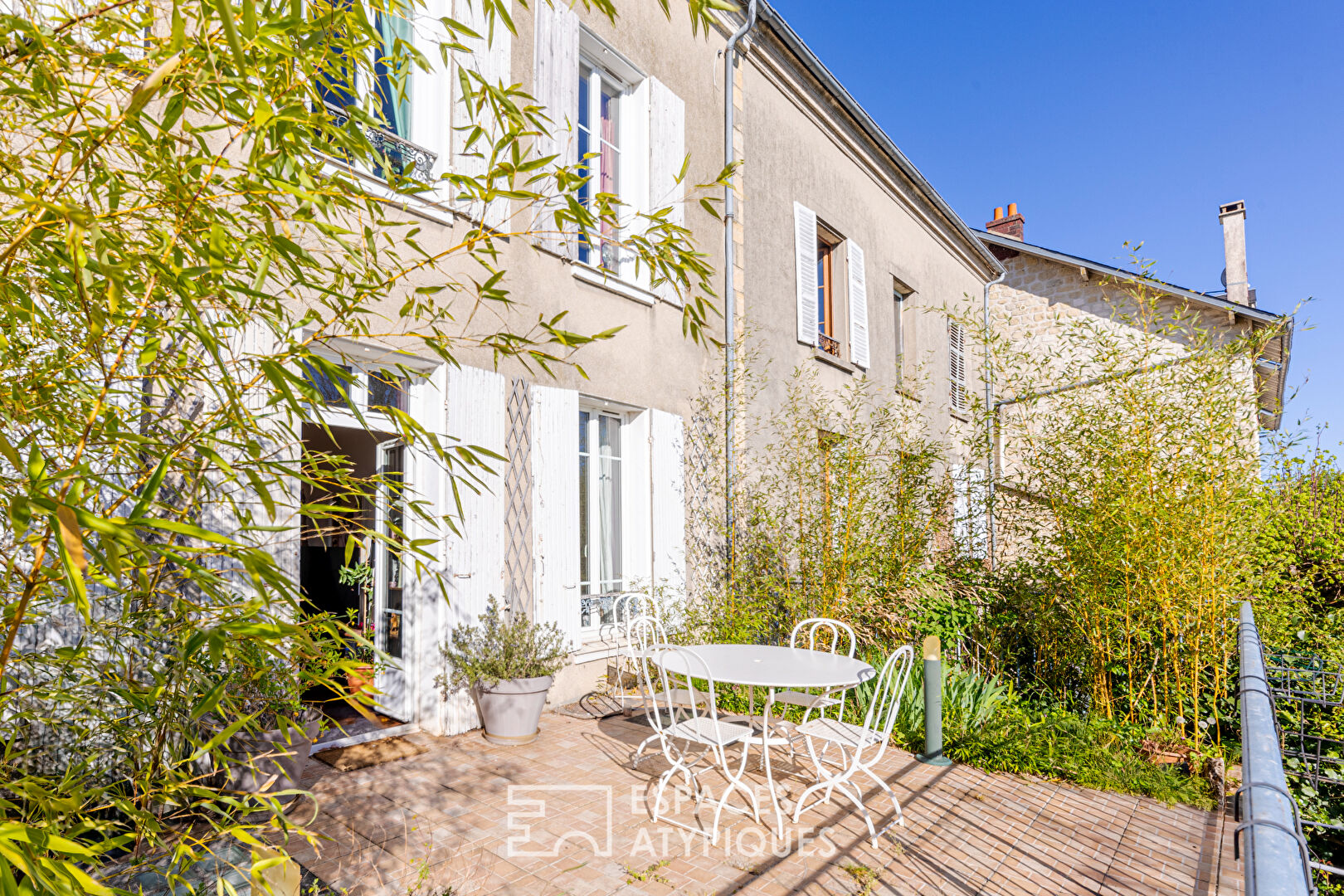 Bourgeois property located in the golden triangle of Pontoise