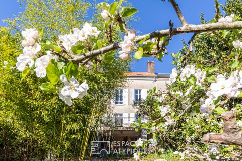 Bourgeois property located in the golden triangle of Pontoise