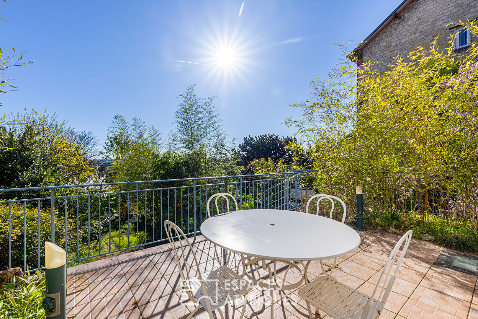 Bourgeois property located in the golden triangle of Pontoise