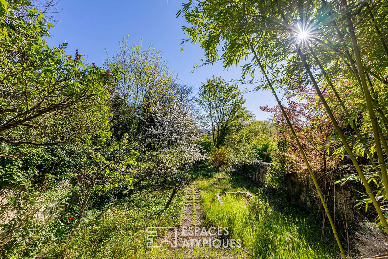 Bourgeois property located in the golden triangle of Pontoise