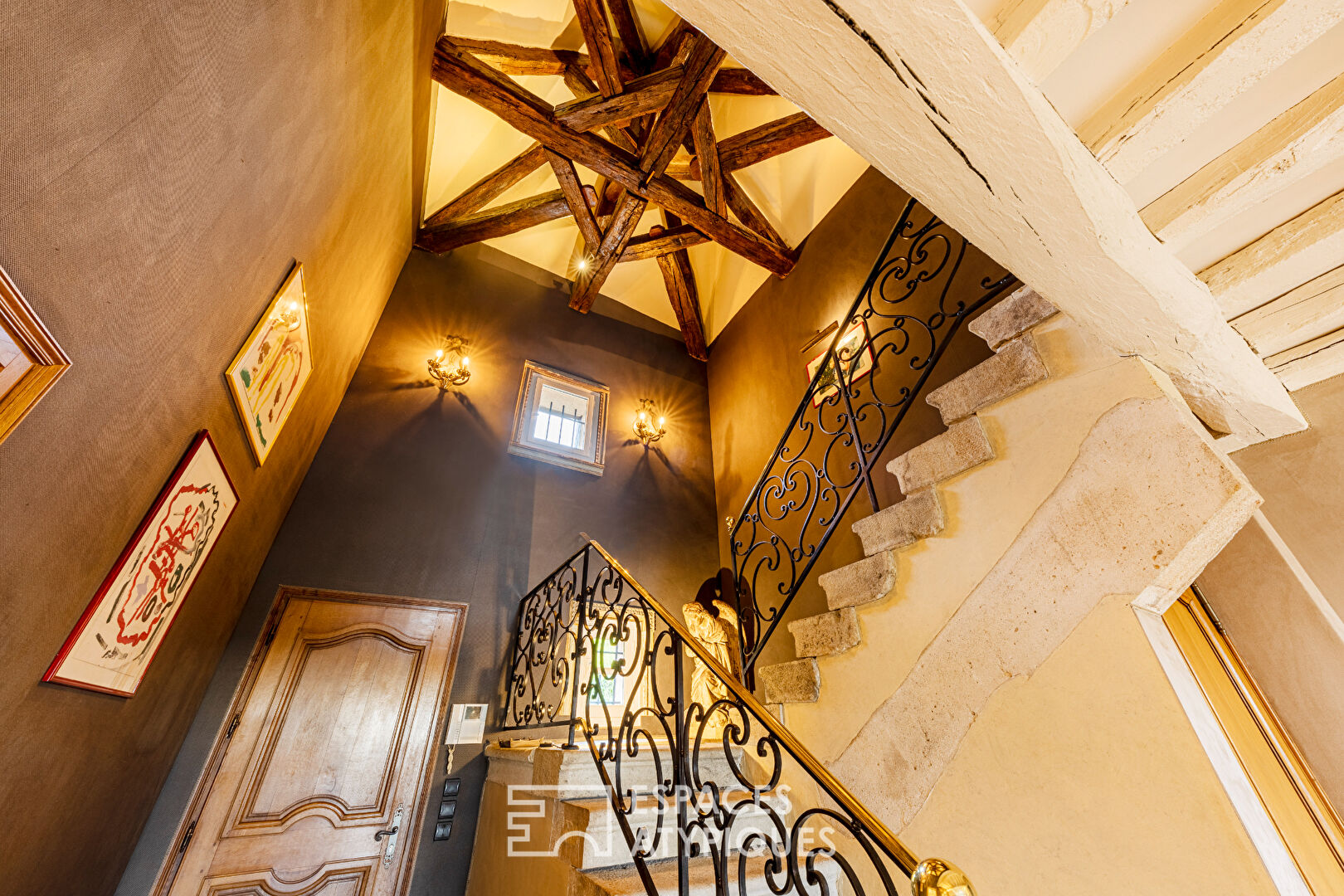 Charming property between town and countryside less than an hour from Paris