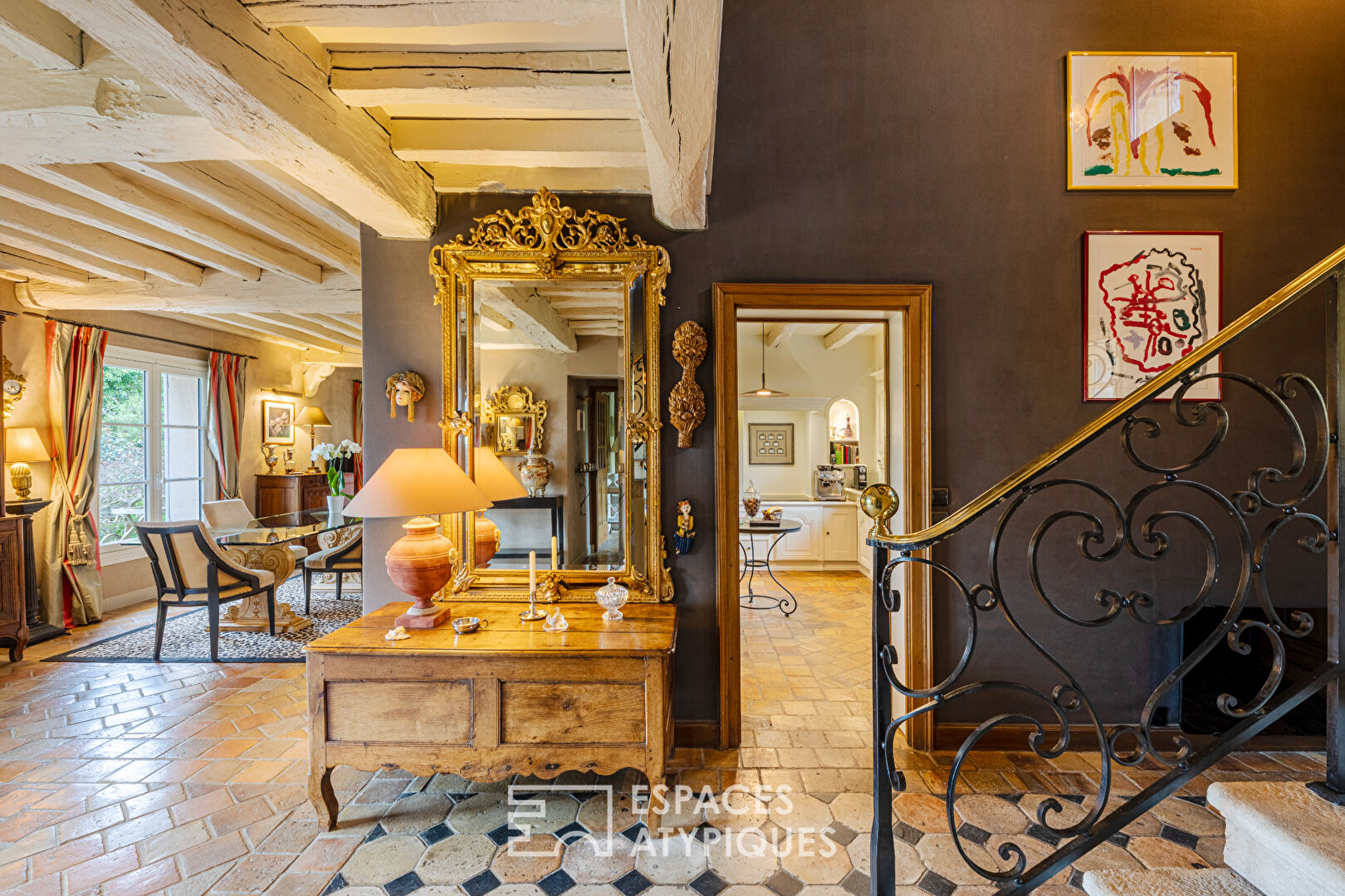 Charming property between town and countryside less than an hour from Paris