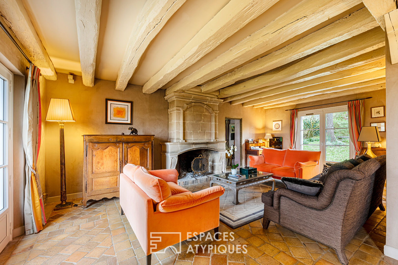 Charming property between town and countryside less than an hour from Paris