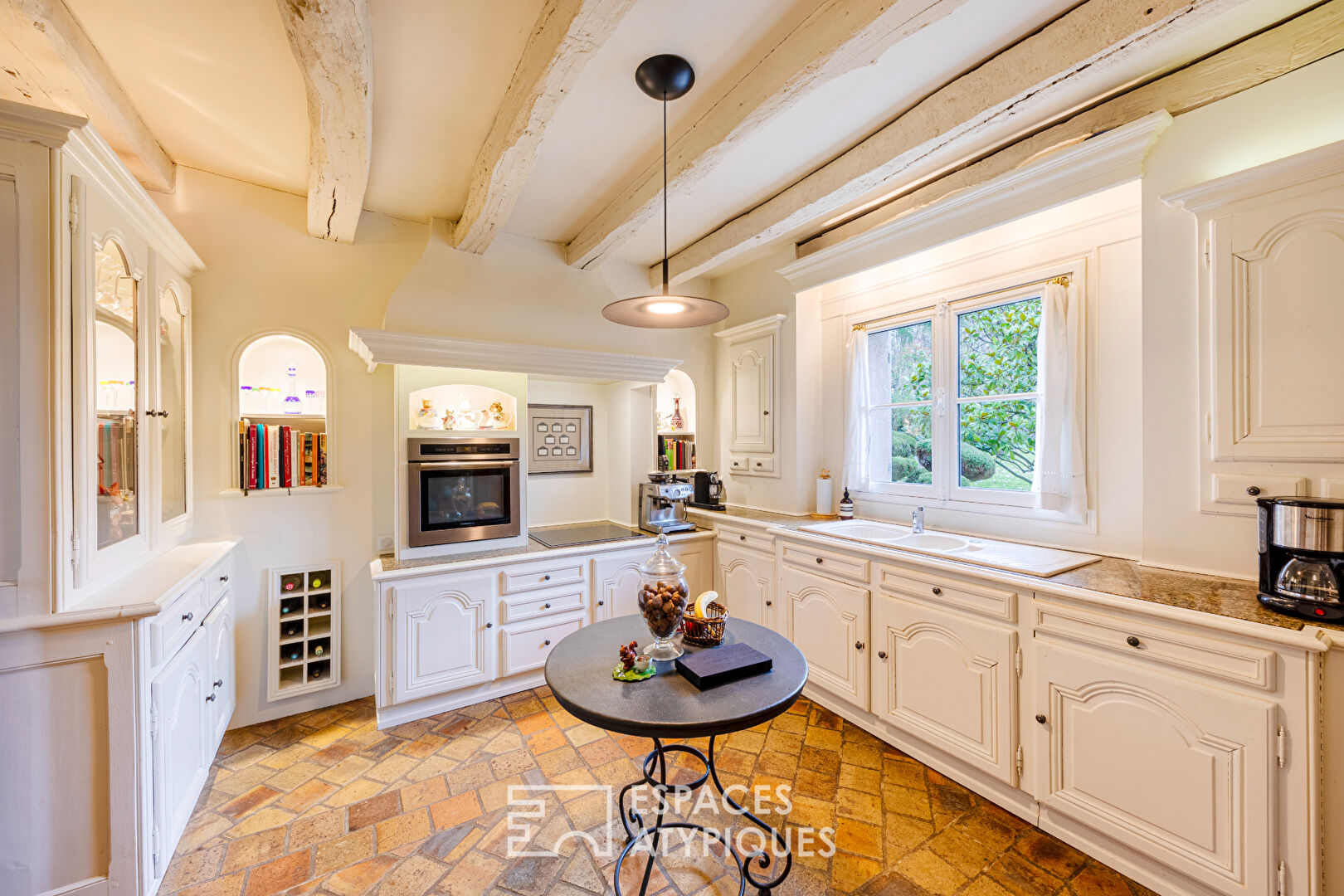 Charming property between town and countryside less than an hour from Paris