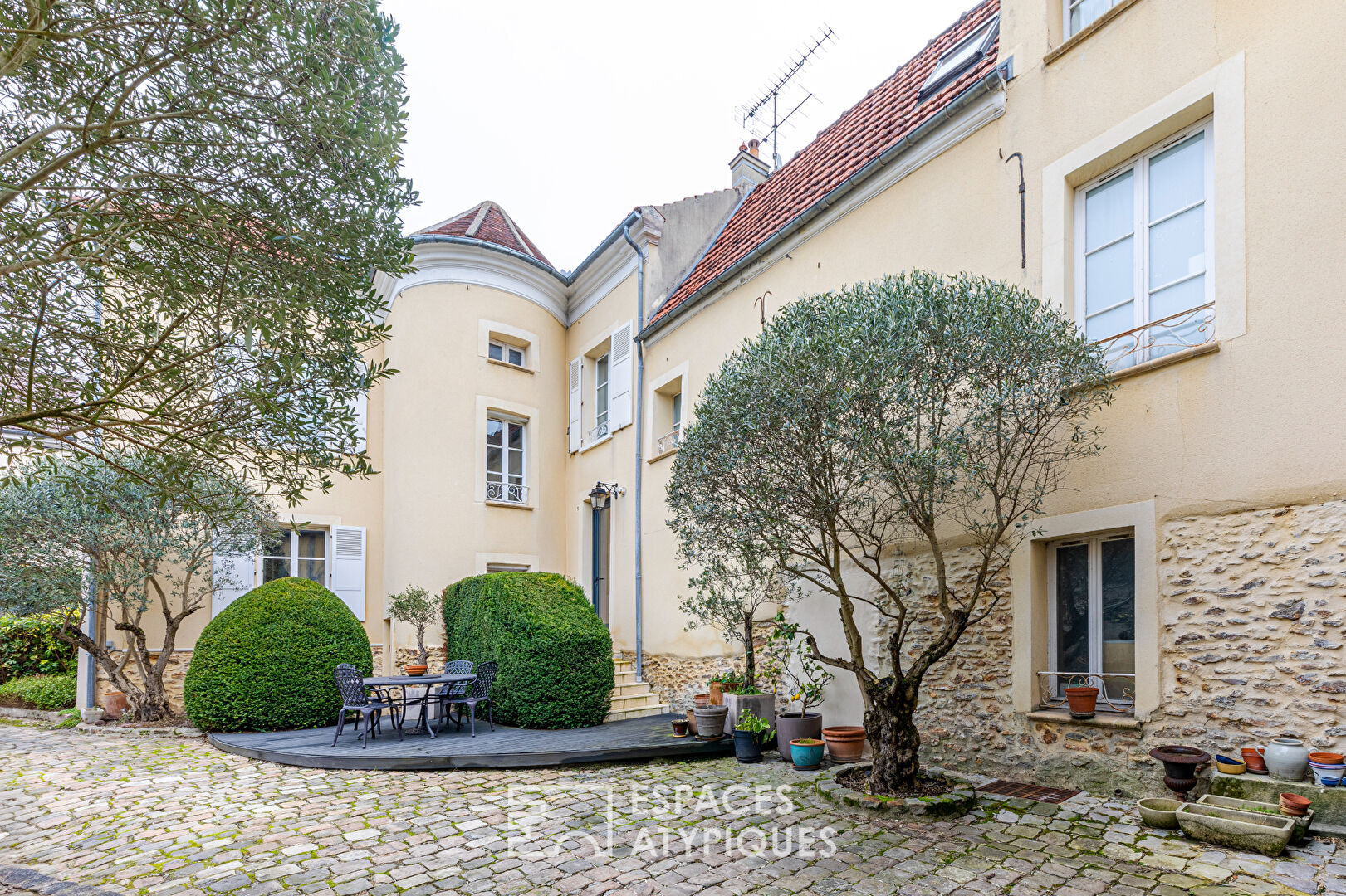 Charming residence in the center of Deuil-la-Barre