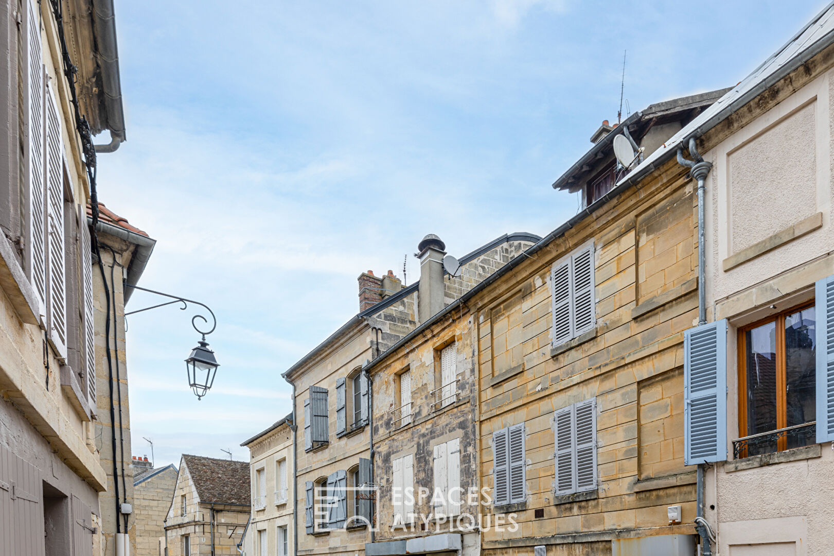 Fully renovated stone house in the heart of a former refurbished hardware store