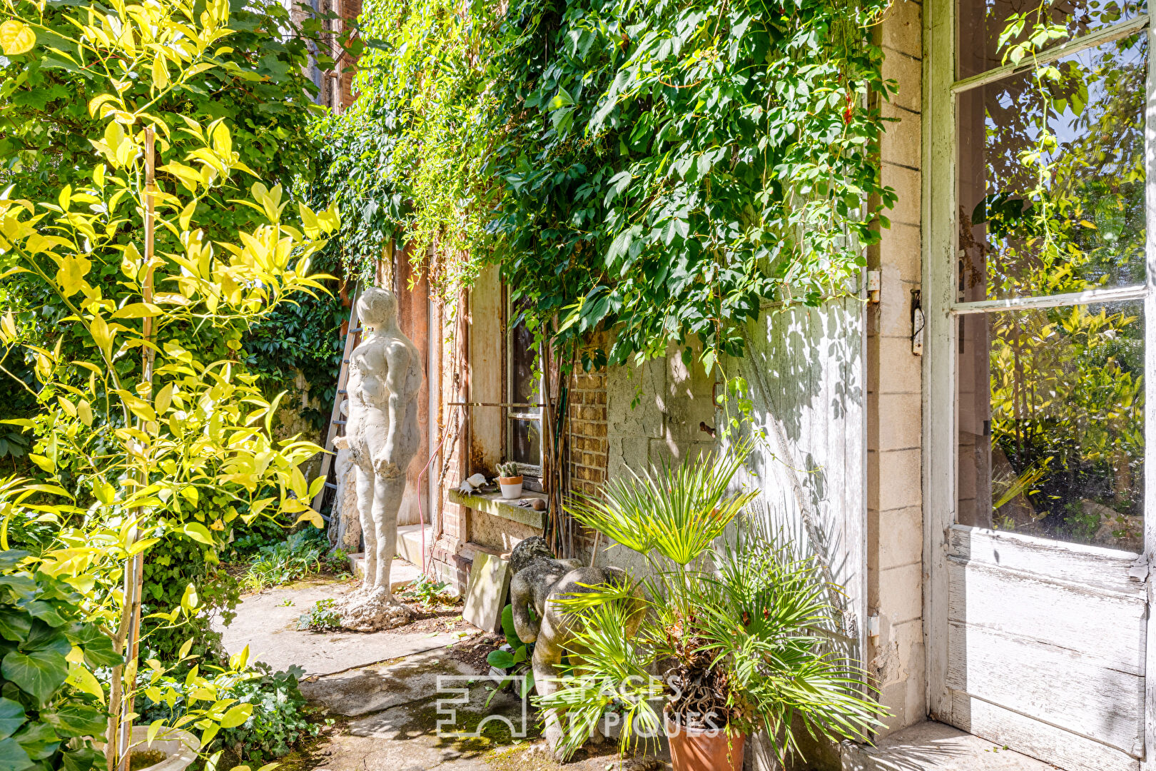Former artist’s house on the painters’ trail, Auvers-sur-Oise center