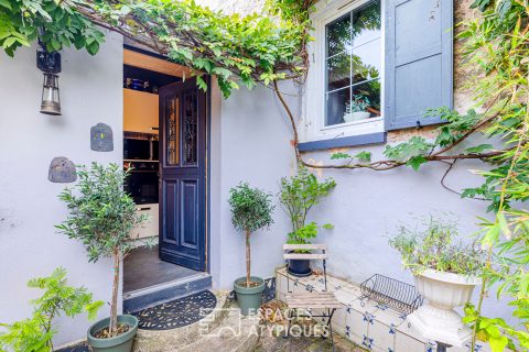 Ancien corps de ferme avec dépendance à Presles