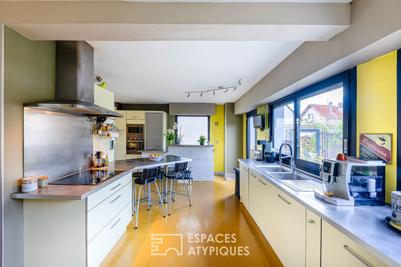 Environnement privilégié ! Maison d’architecte à Deuil-la-Barre, 15 minutes de Paris