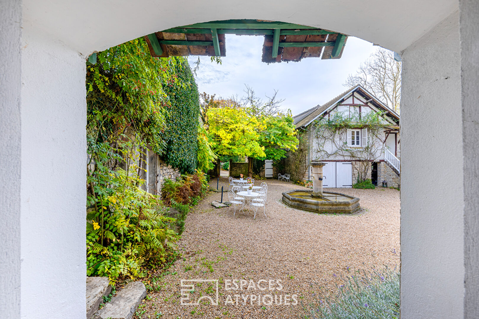 Domaine d’Exception du XVIIIème siècle au coeur du Parc naturel du Vexin