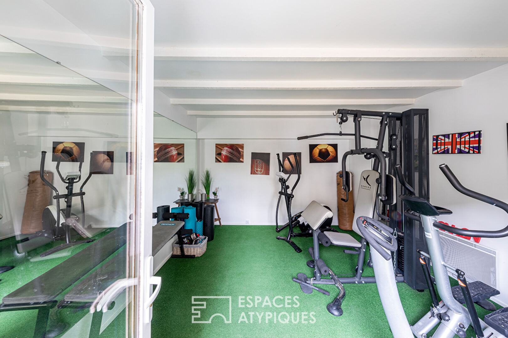 Domaine d’Exception du XVIIIème siècle au coeur du Parc naturel du Vexin