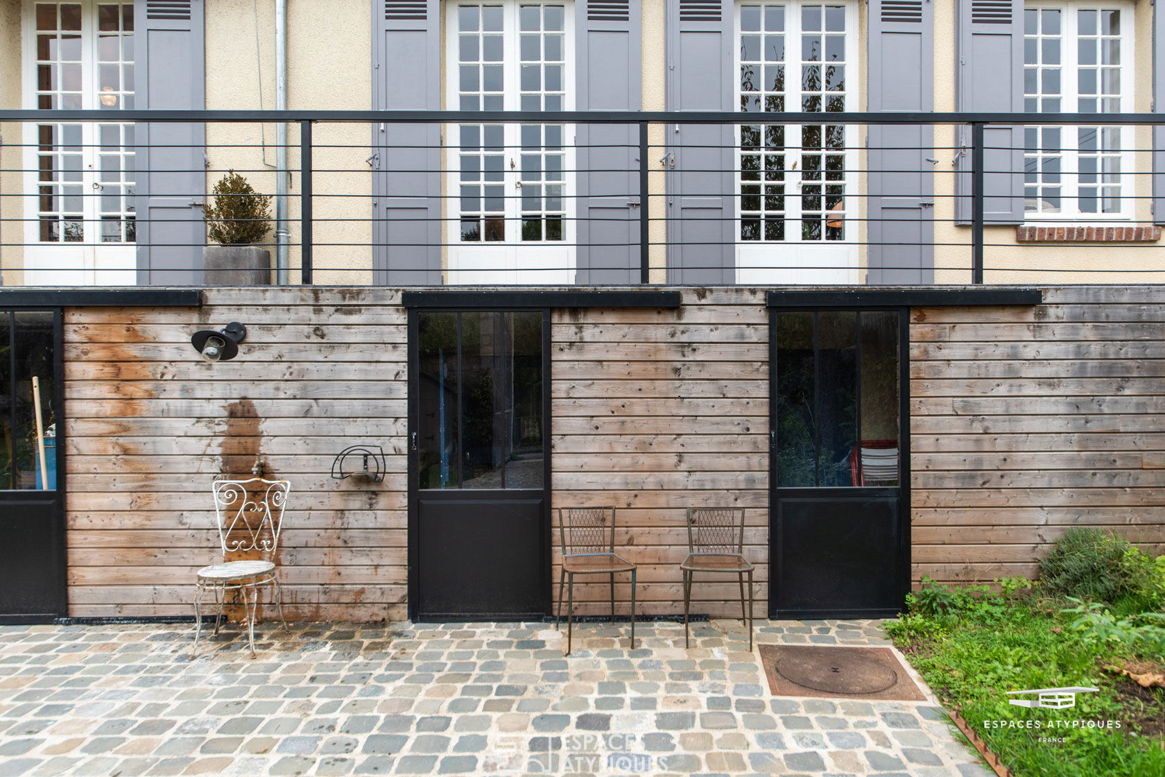 La maison début de siècle et son atelier revisité.