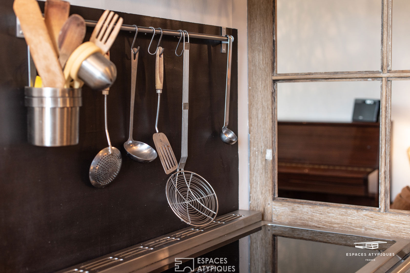 La maison début de siècle et son atelier revisité.