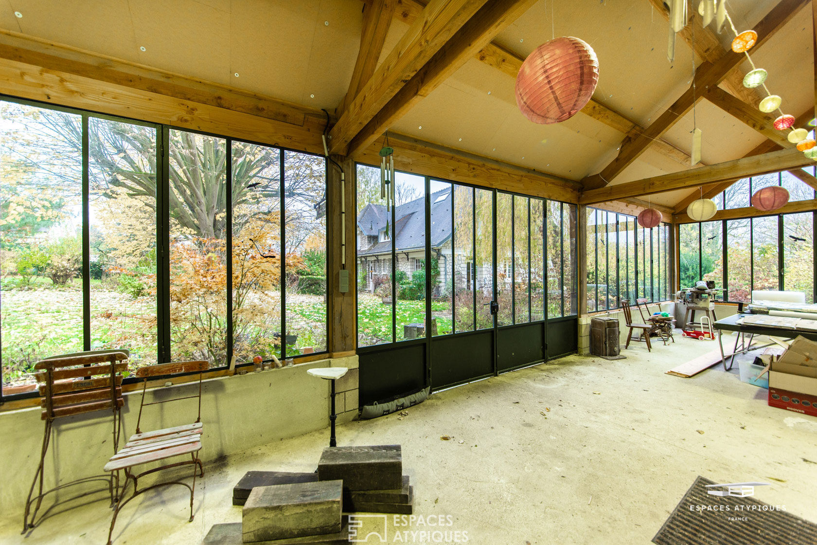 « Chez Auguste et Rose » : La Villa début de siècle et son atelier verrières