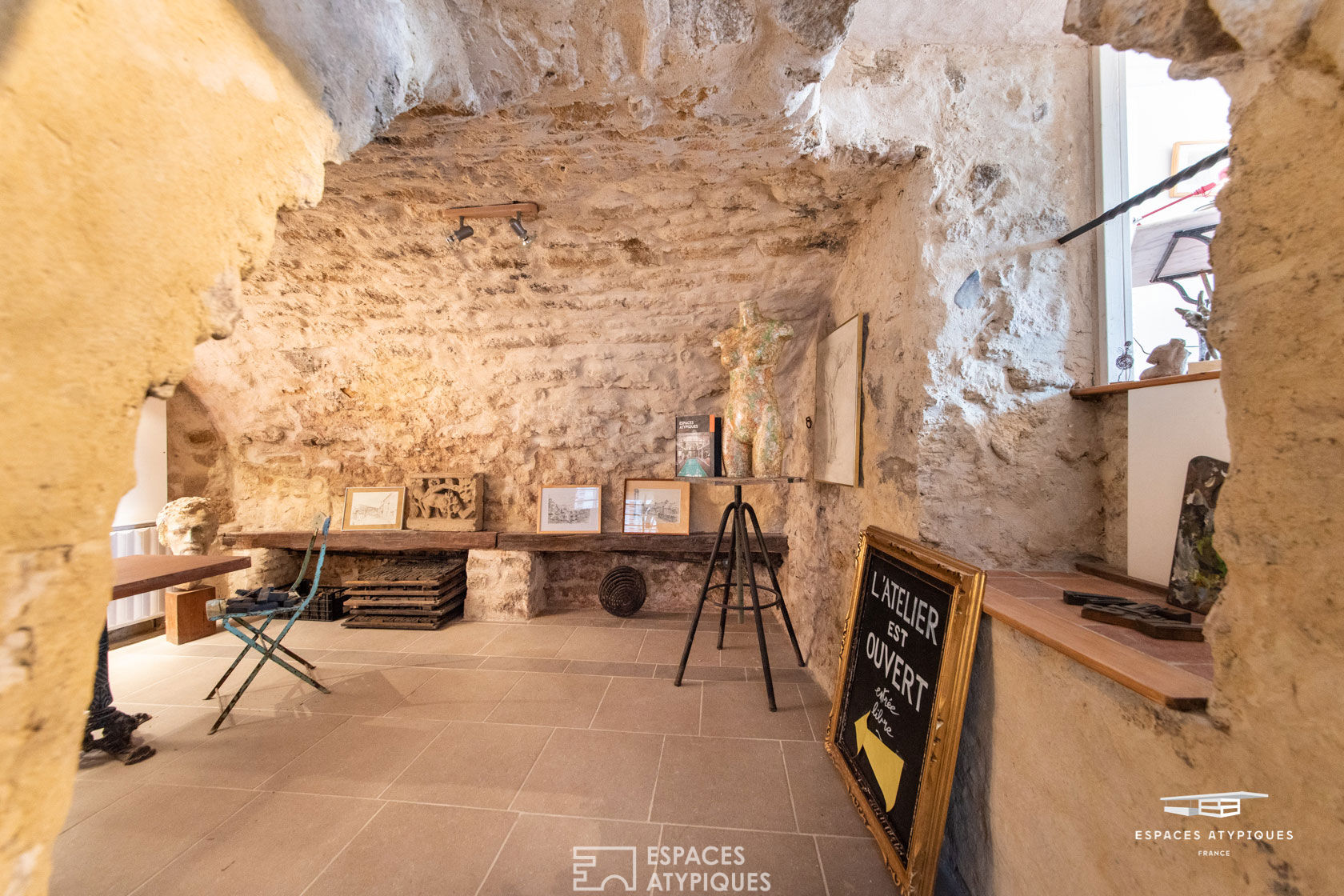 Artist workshop in a unique place and his stone house