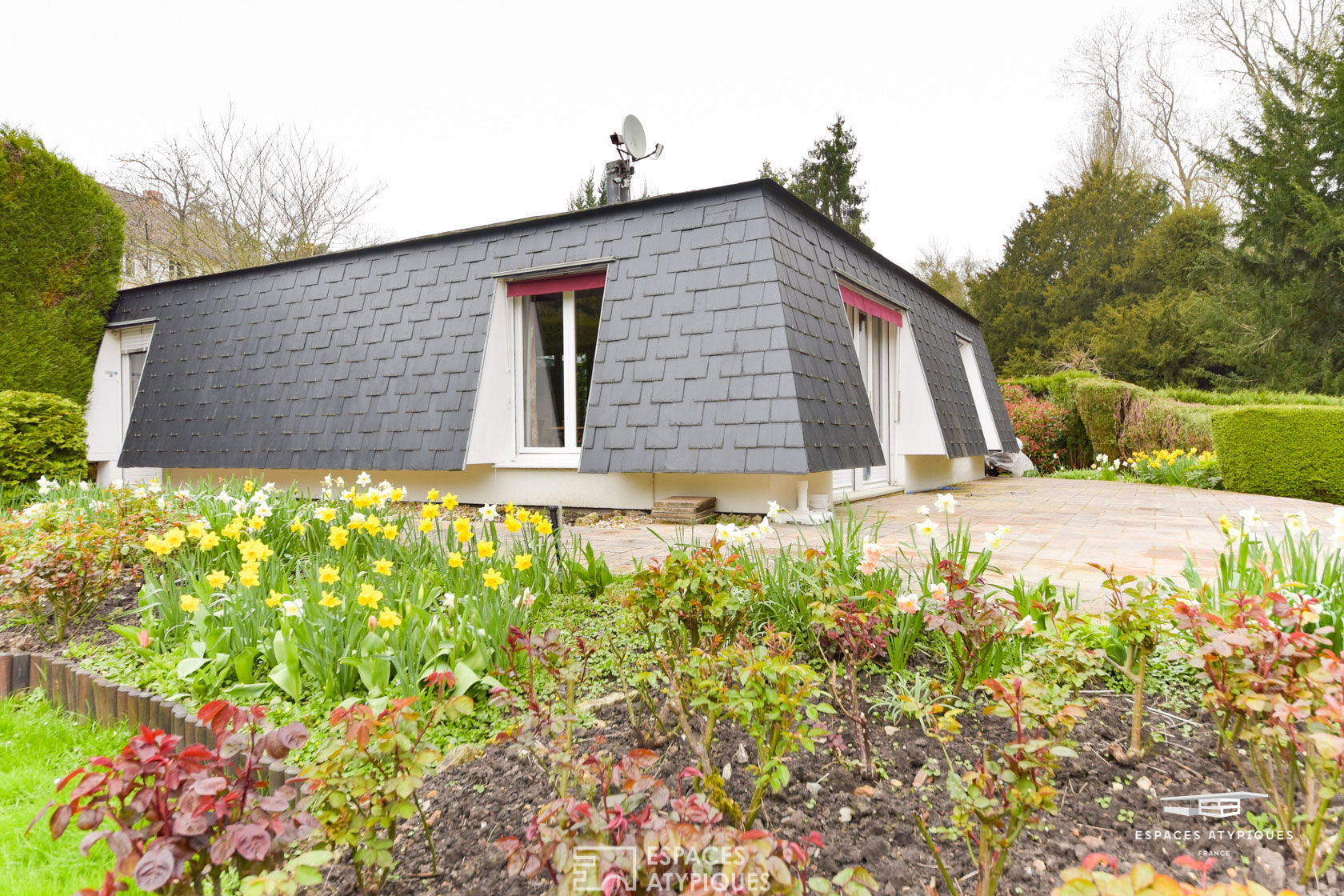 Diamant brut: Maison d’architecte des années 70