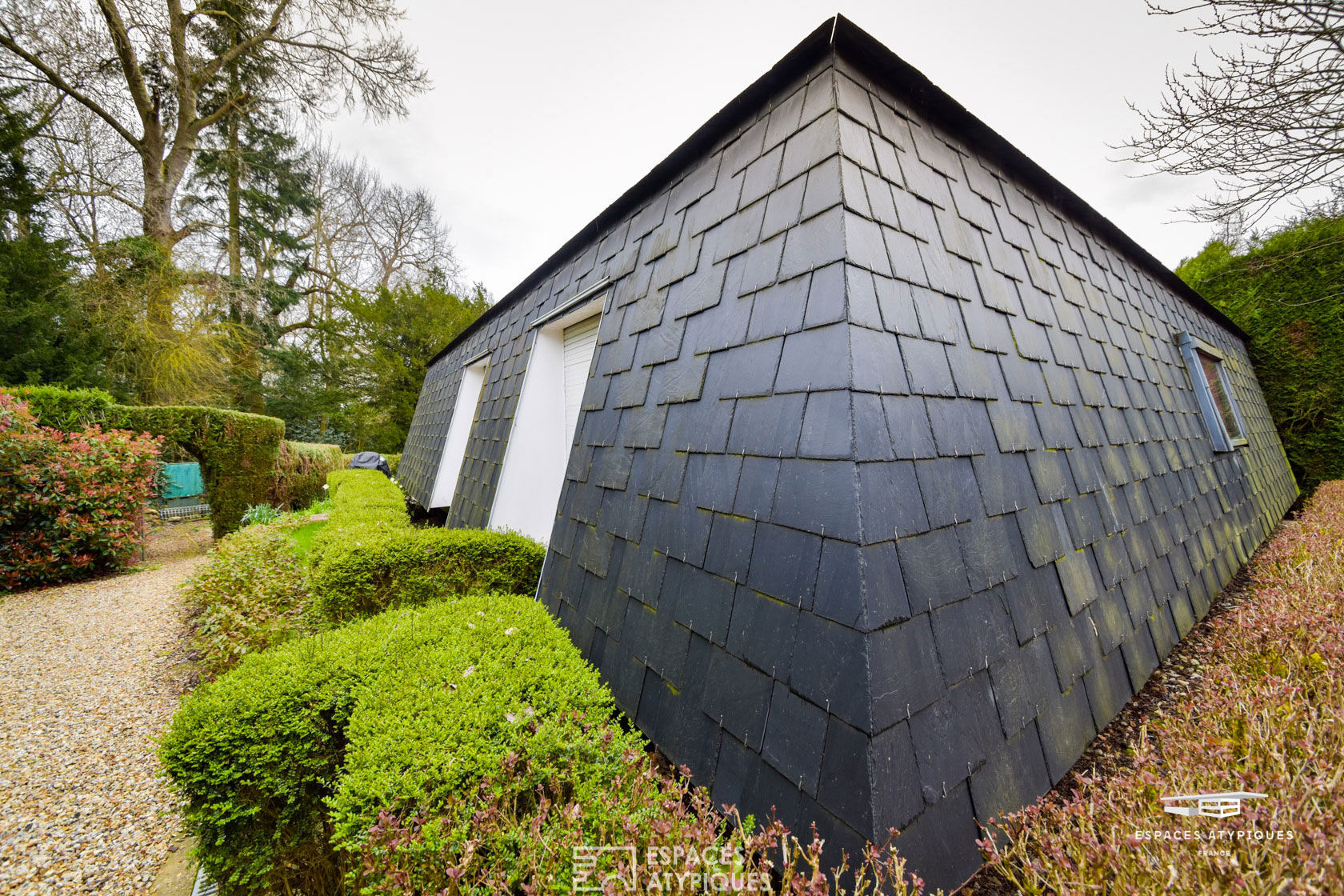 Diamant brut: Maison d’architecte des années 70