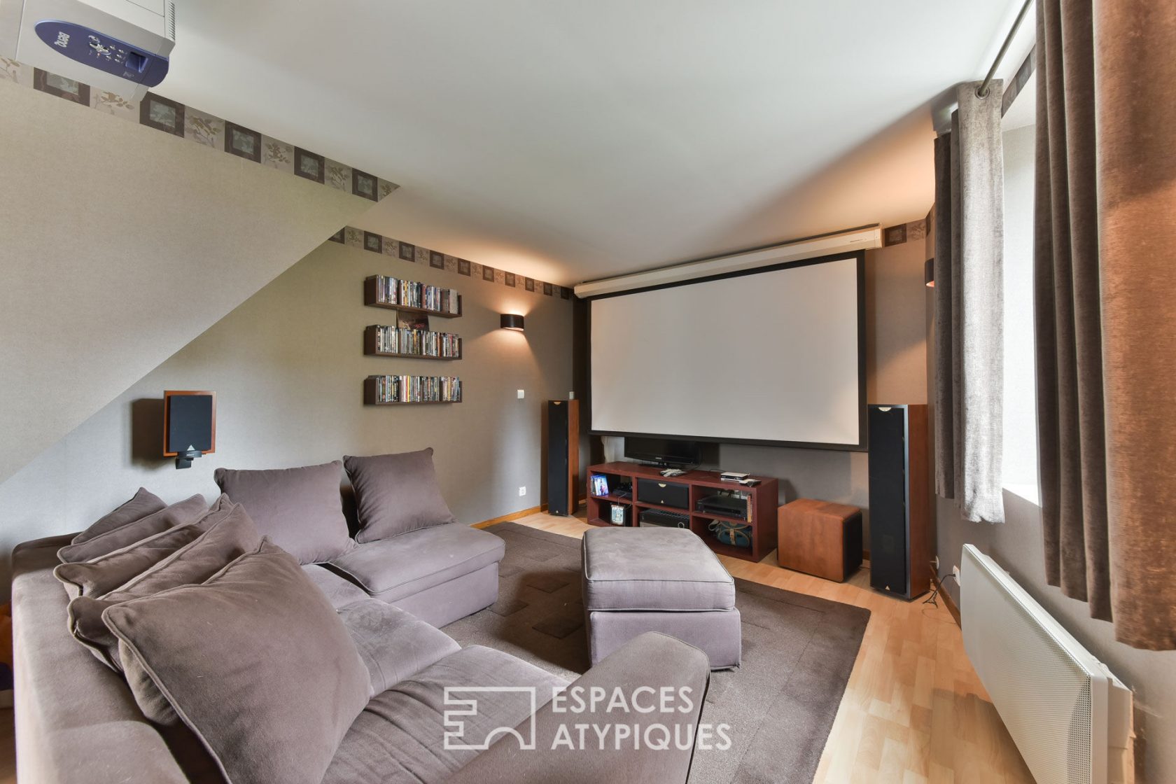 Old farmhouse rehabilitated with contemporary extension.