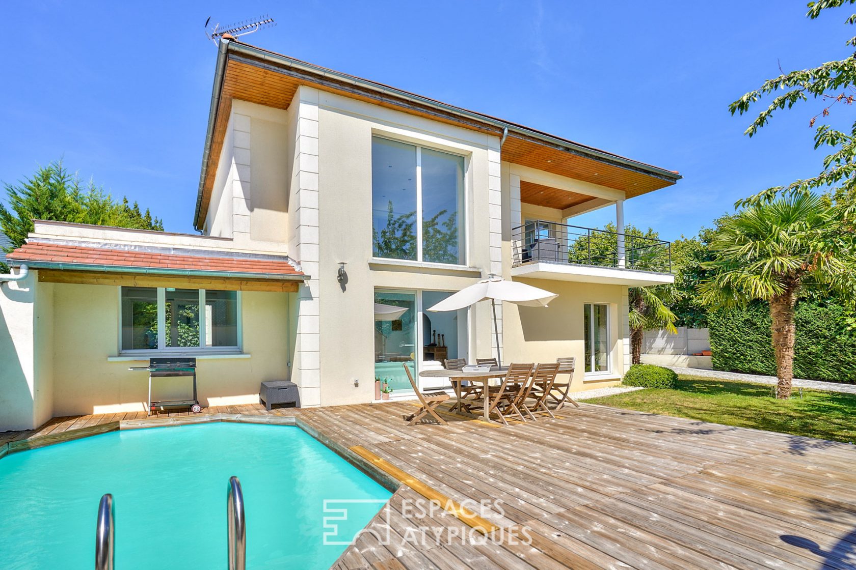 Leçon d’Epure – Contemporary family house